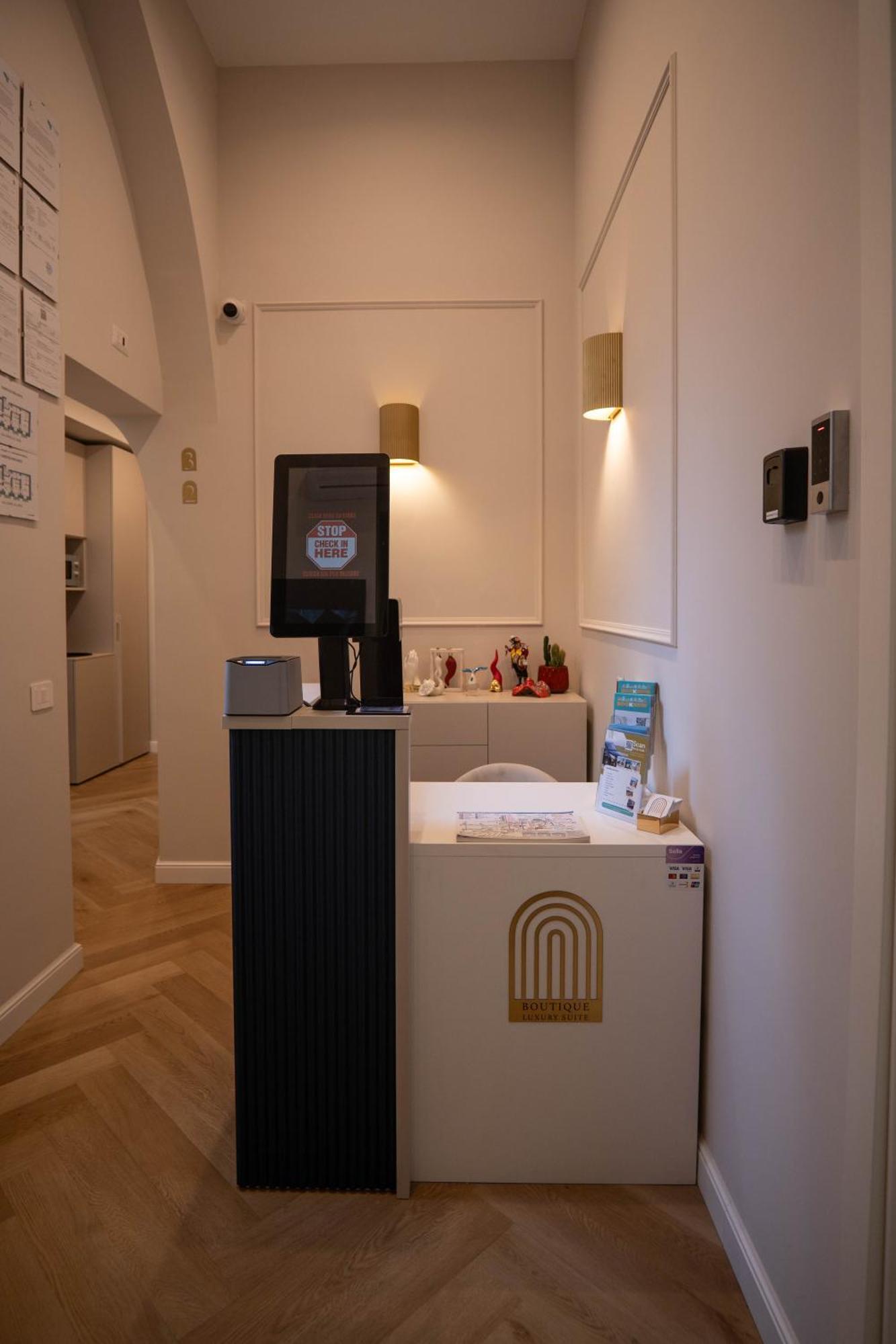 Boutique Luxury Napoli